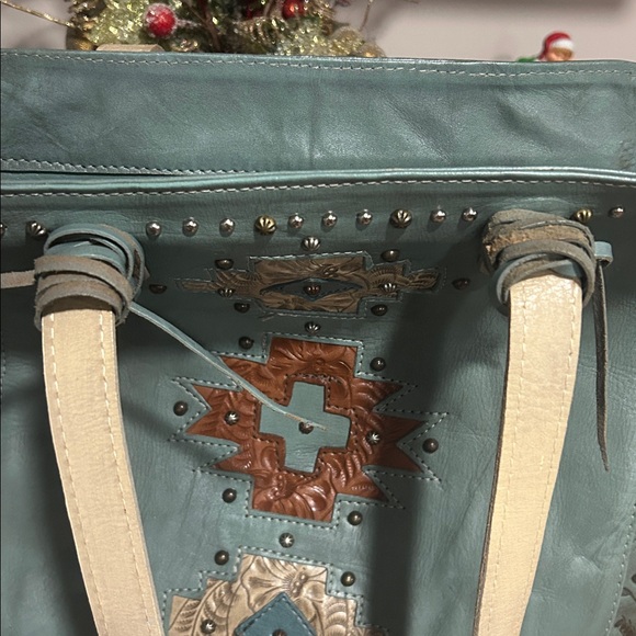 Large American West Navajo Soul genuine, leather, Zip Top Tote purse & wallet - Picture 7 of 15